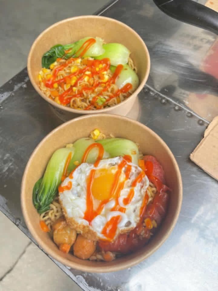 Mì Đặc Biệt - Special Noodles